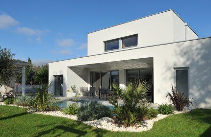 Maison d'architecte est lyonnais - pool house et piscine